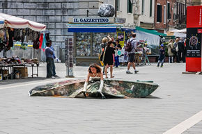 Regina-FRANK_IV2013_P01-IMG_2384-Infraction-Venezia-2013-photo-Roland-von-der-Emden