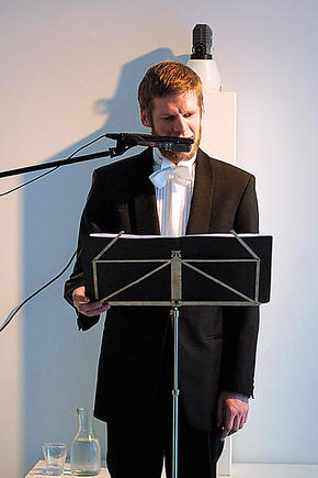 web-water-makes-you-wet-performance